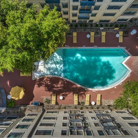 Monthier Downtown Ri1S1U1 Apartment